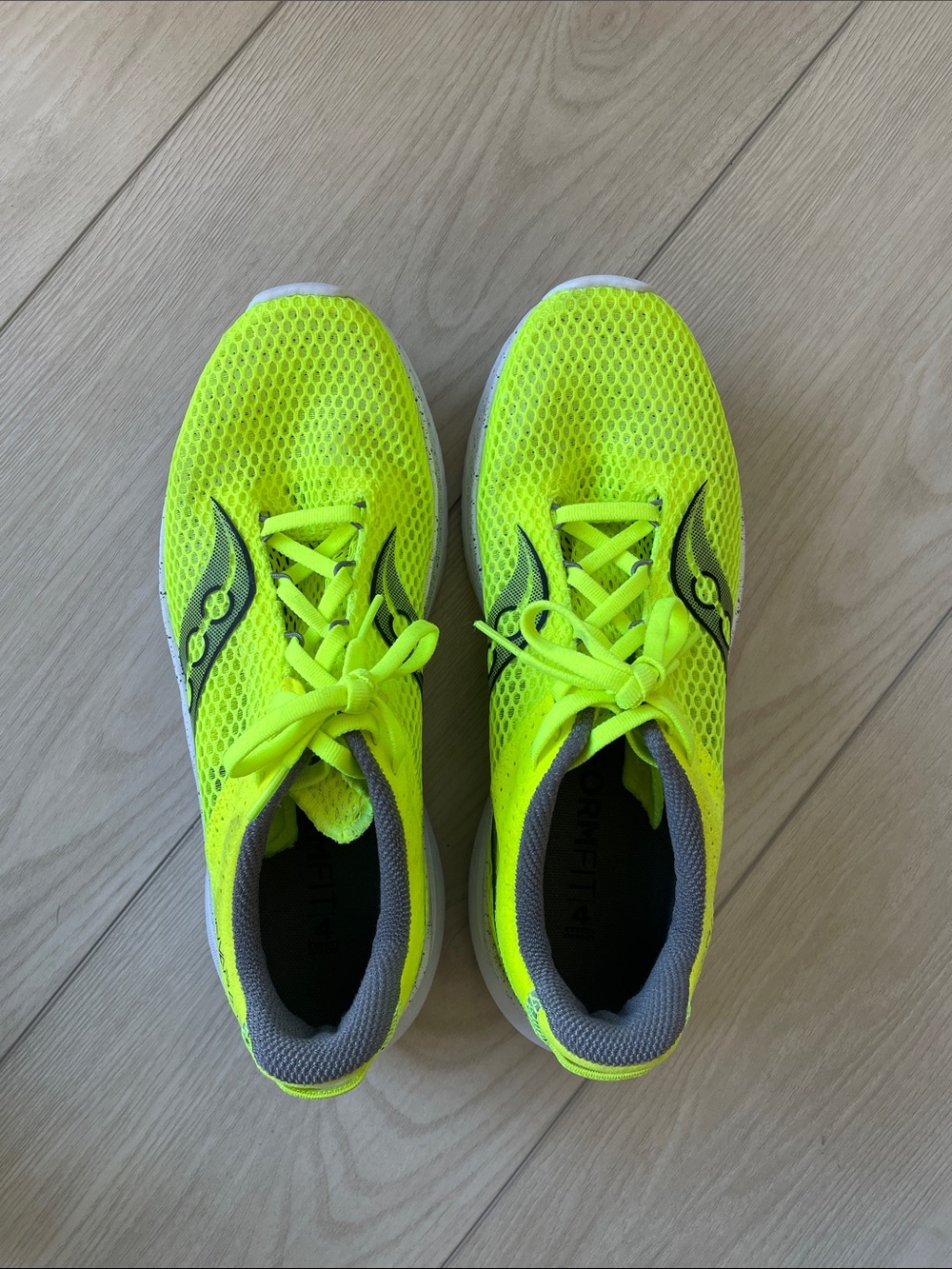 Saucony Women’s Kinvara 14 Running Shoes - Picture 2 of 7
